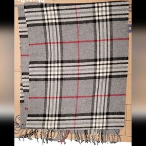 FRAAS Feel Cashmink Rectangular Plaid Woven Scarf (56" × 12" × 3")